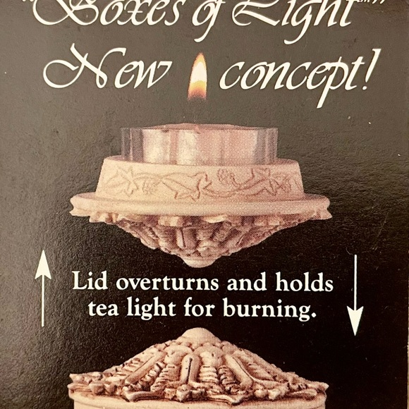 ‘IRISH BOX-of-LIGHTS’ by - “IBIS & ORCHID, DESIGN INC”… - Picture 2 of 6